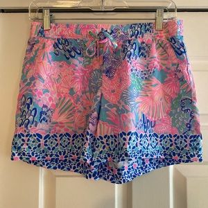 Lilly Pulitzer Katia Mid-Rise Short Size Small